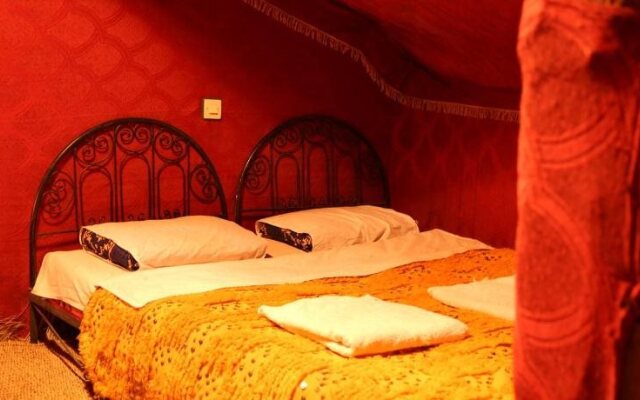 Le Sand Luxury Camp Chegaga