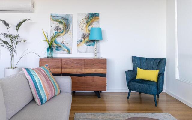 Sun&Sea Luxury Apartment by MP