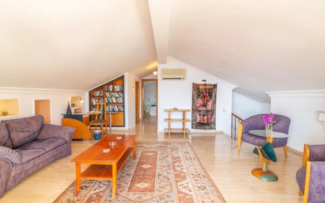 Korsan Apartments