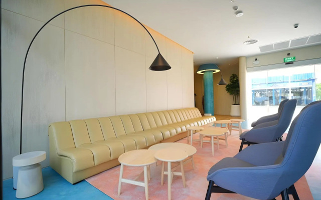 GO Hotel Chonburi at Central Chonburi
