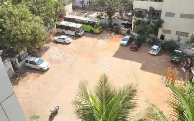 Hotel Grand Seasons