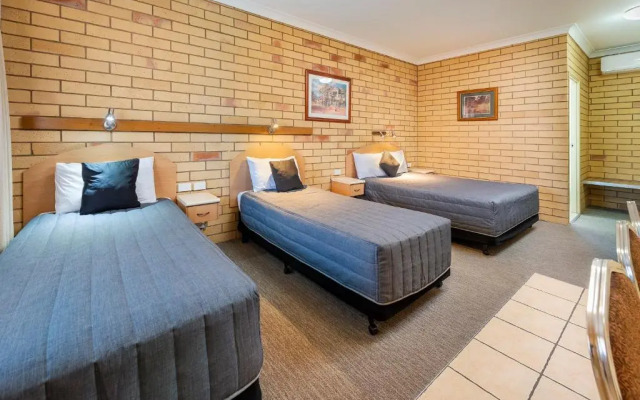 Roma Mid Town Motor Inn