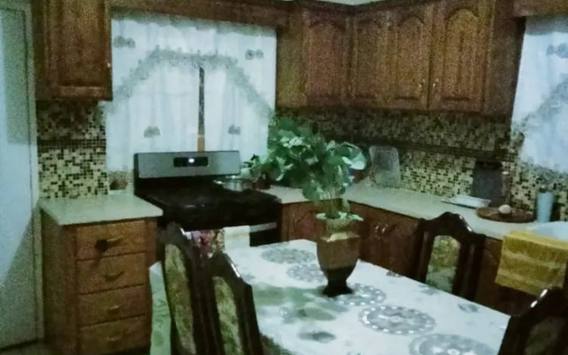 Doug Manor 2bedroom Apartment