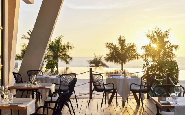 H10 Atlantic Sunset Horizons Collection