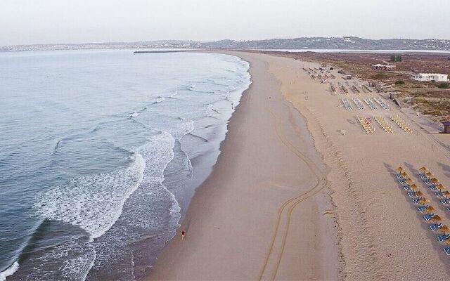 Portugal Rentals Vila da Praia Apartments