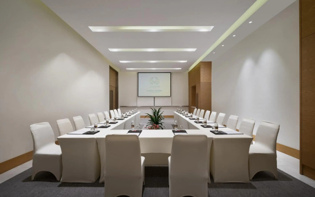 Sanya Phoenix  Airport Hotel