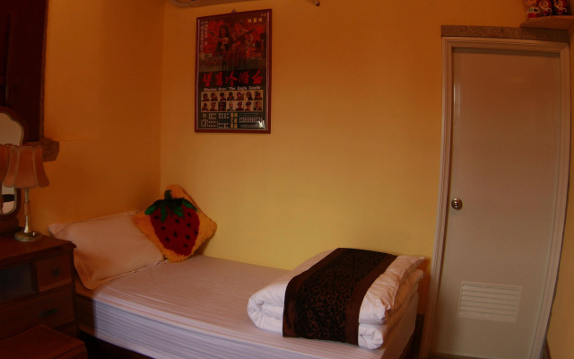 Lala B & B