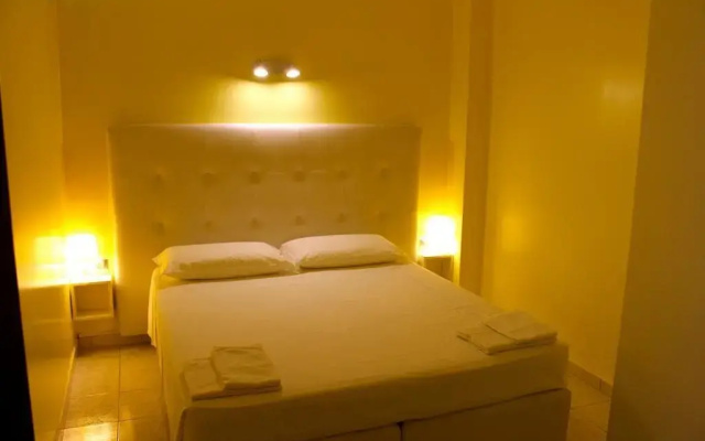 Holiday Homes Aparthotel Milano