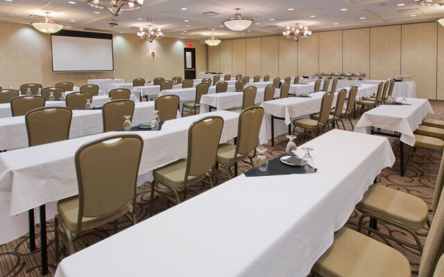 Holiday Inn Hotel & Suites Red Deer South by IHG