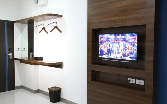 Anna-Nava Pakkret Hotel