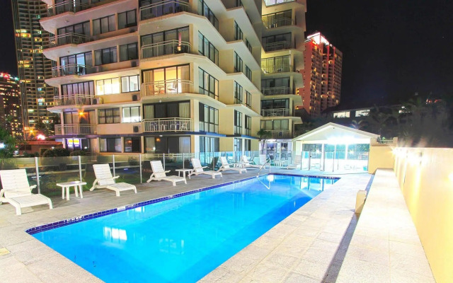 Seacrest Beachfront Holiday Apartments