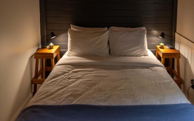 Barefoot Villas Cabin 1 Beaver w/ Hot tub