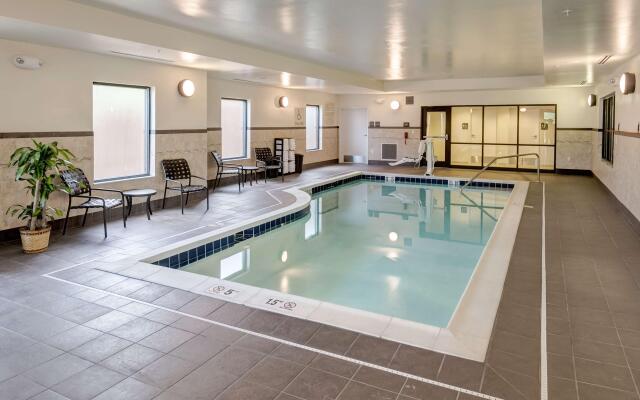 Hampton Inn Poplar Bluff