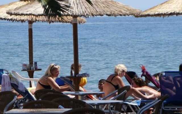 Nafsika Beach