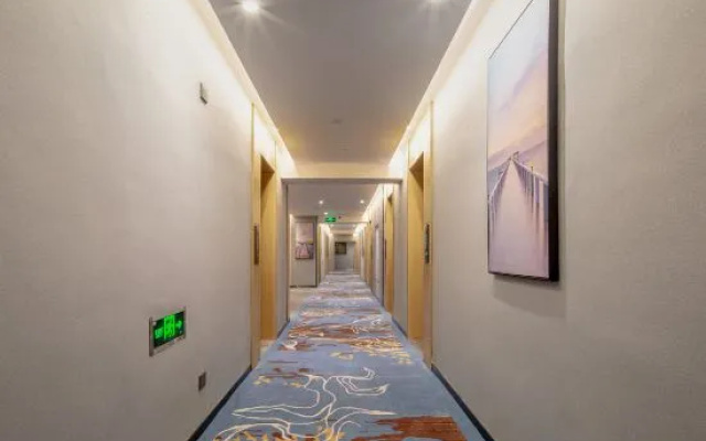 Unitour Hotel (Beihai Hepu High-speed Rail Station Passenger Transport Center) – Hotel Rooms – Beihai