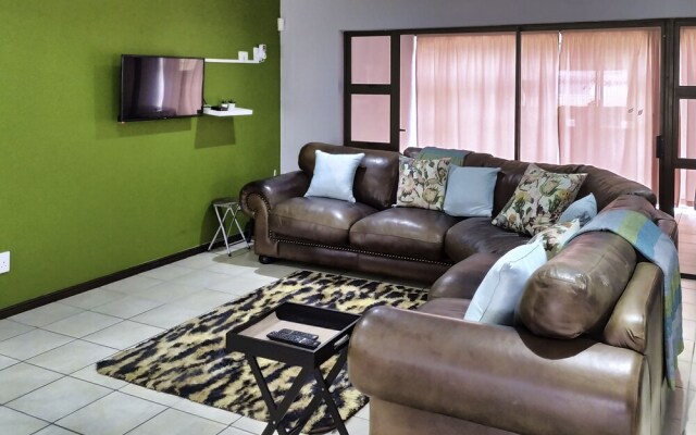 Casa Bella 6 Sleeper Langebaan