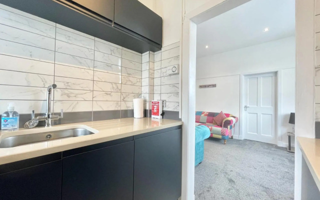 3 bed apartment in Glasgow