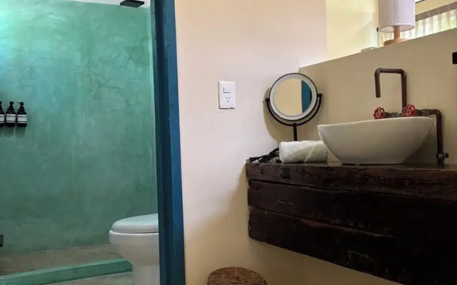Casa Mia El Cuyo Eco Beach Boutique