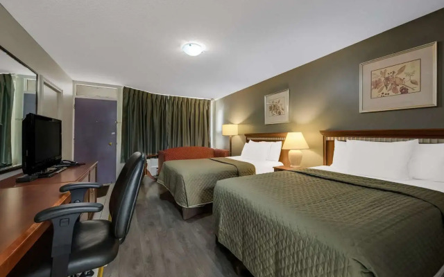 Knights Inn Burlington, ON