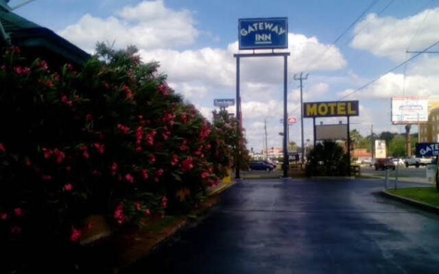 Gateway Inn