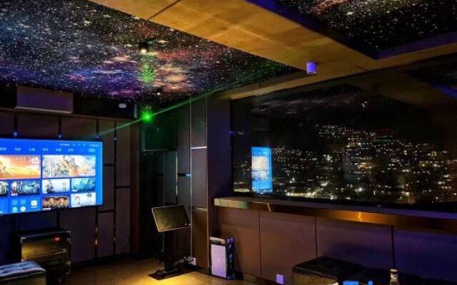 Yinxiang Xijiang Resort Hotel