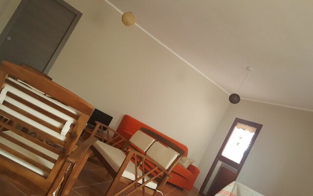 Apartment With one Bedroom in Sant'antioco, With Furnished Balcony - 2