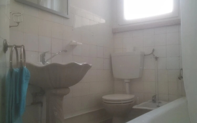 Boomerang Serviced Apartment's