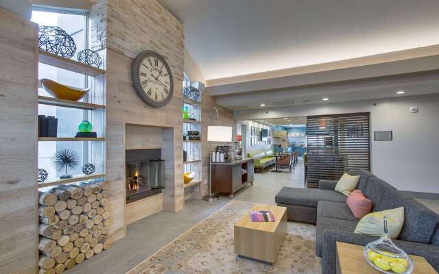 Country Inn & Suites by Radisson, Wichita East, KS