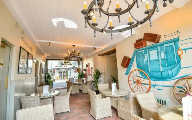 The George Hotel