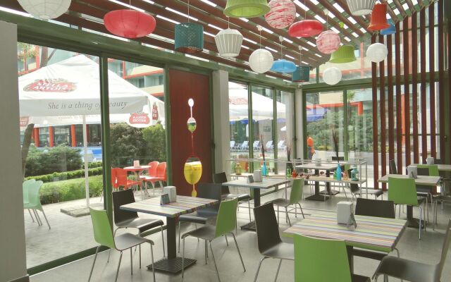 MPM Kalina Garden Hotel