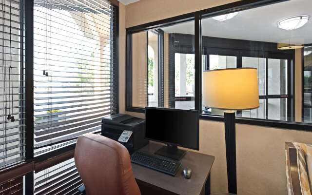 Best Western Executive Inn