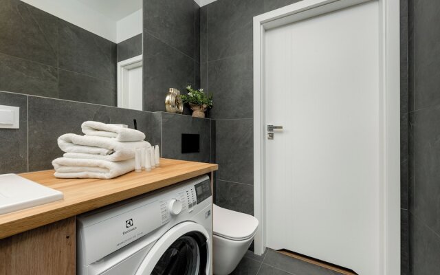 Mieszczańska Apartment by Renters