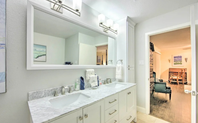 Malakoff Lakefront Home: Golf Course On-site!