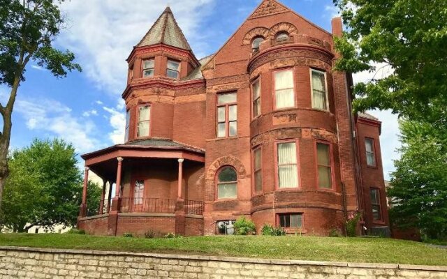 The Vineyard Mansion