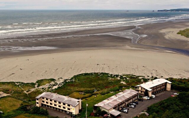 Hi-Tide Ocean Beach Resort