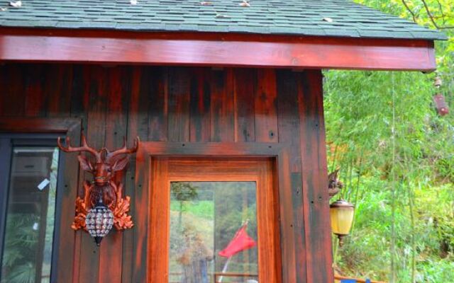 Tree House Guesthouse