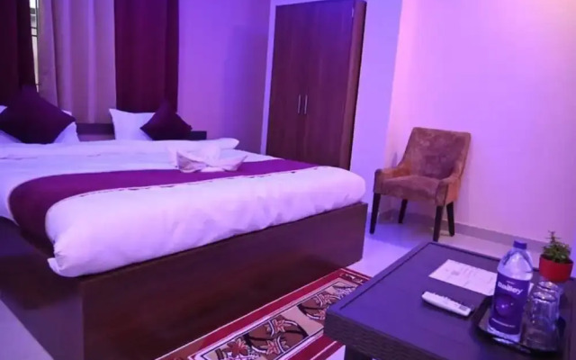 Pavitram Hotel & Banquet