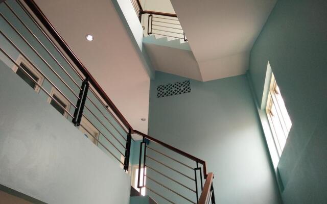 RedDoorz near Gajah Mada Street Semarang
