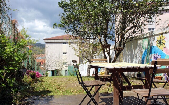 Meiga Backpackers