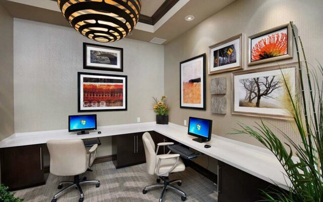 LYX Suites at Amli in Doral