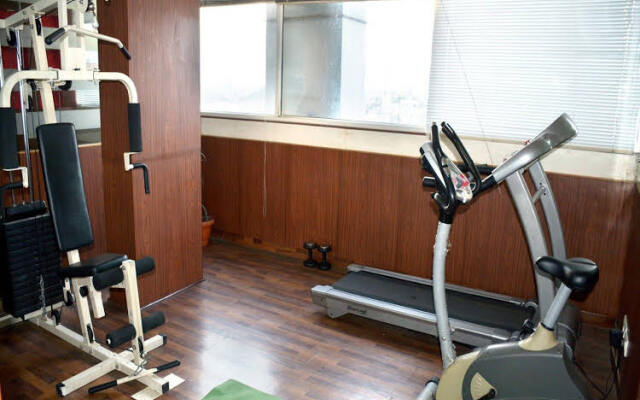 FabHotel Royal CM Bani Park