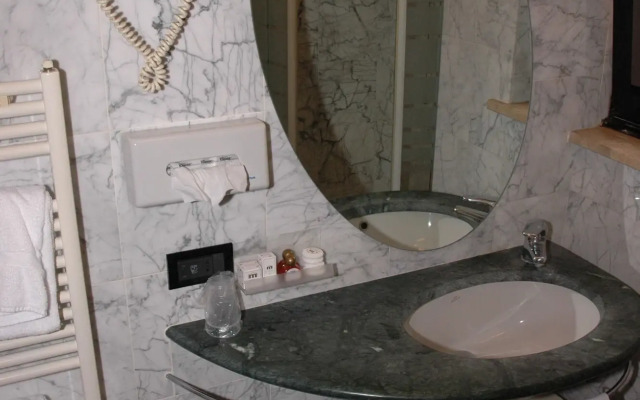 Hotel Michelangelo Palace