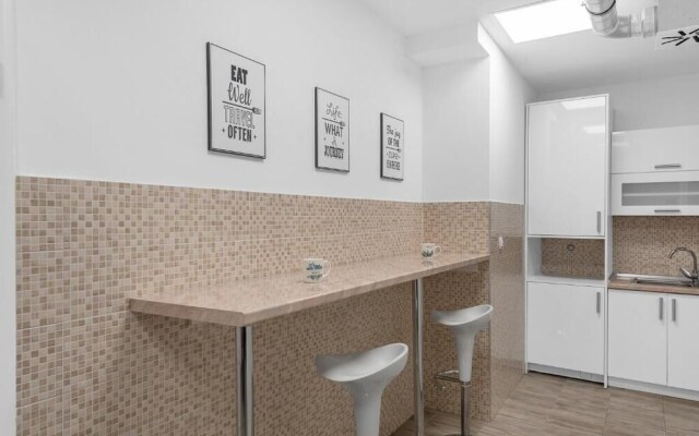 Hostel Elli