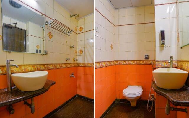 FabHotel Manas Residency