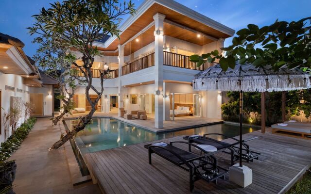Villa Christie by Nakula