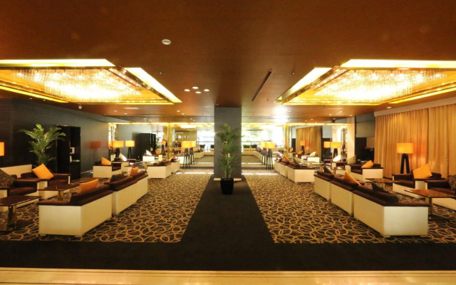 Apa Hotel Komatsu Grand