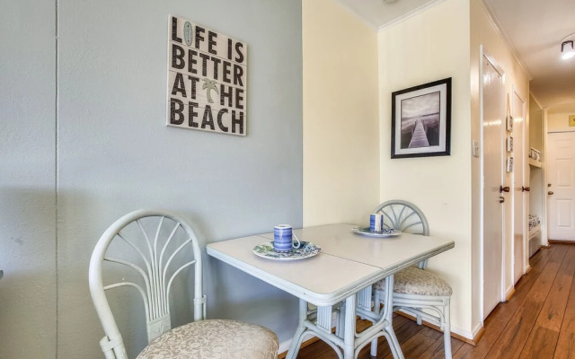 Casa Del Mar 375