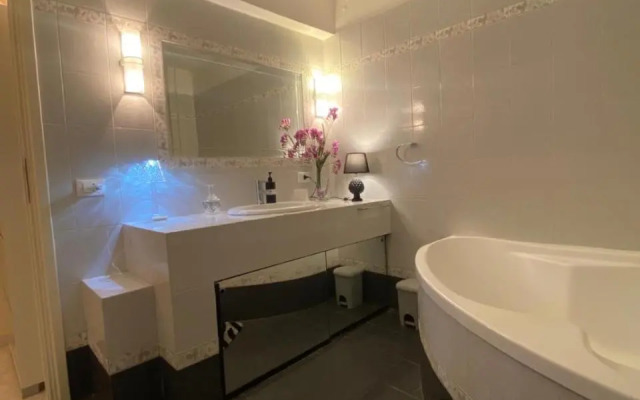 Prestigioso Attico 20 mt dal mare