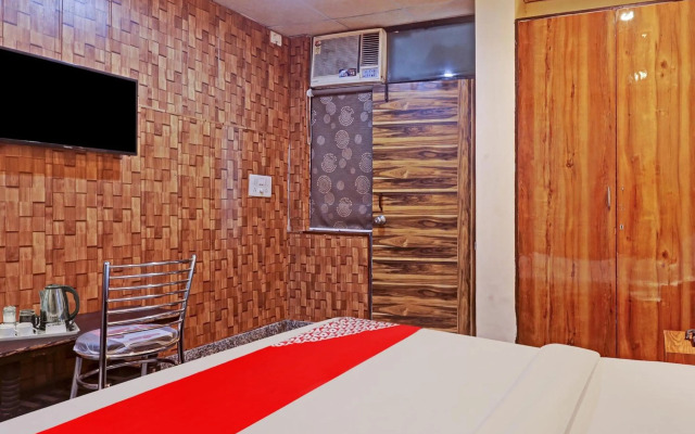 OYO Flagship 80572 Dream Comes True Hotel Banquet