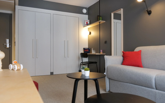 Plan B Hotel - Living Chamonix